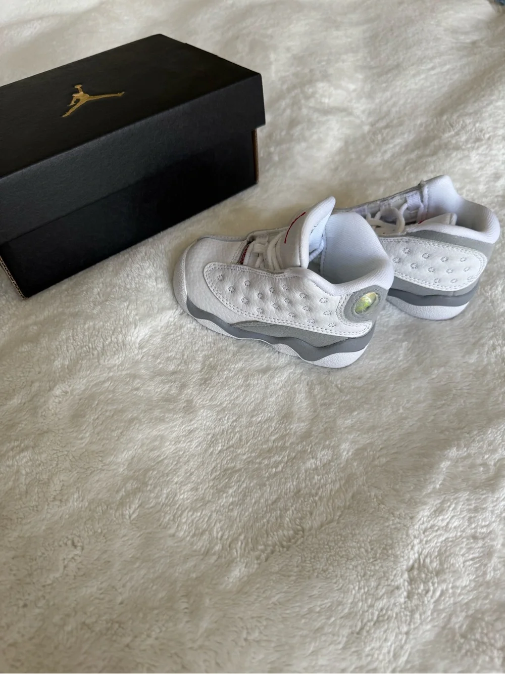 NWB Kids Air Jordan 13 Retro (TD) Leather Basketball Shoes
